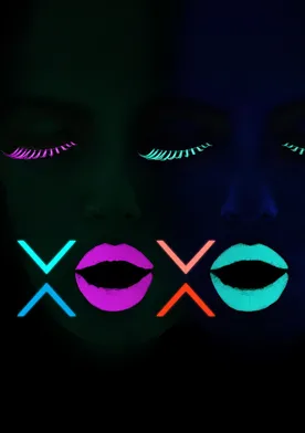 Poster XOXO: La fiesta interminable