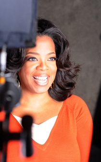 Poster Oprah Builds a Network