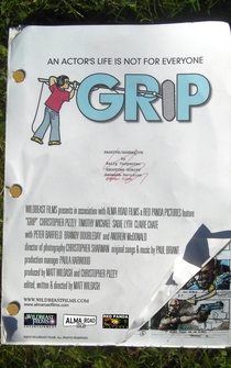 Poster Grip