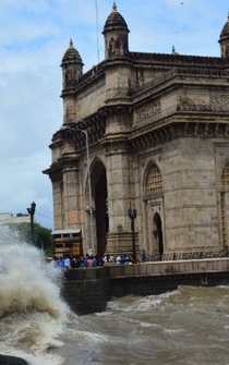 Poster Nine Hours in Mumbai